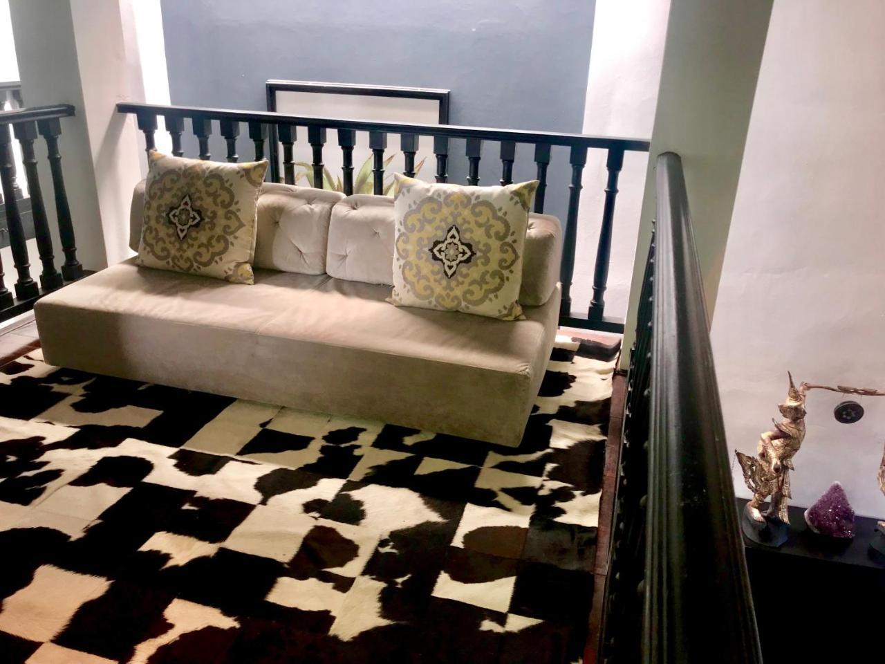 Monastery Art Suites San Juan Luaran gambar